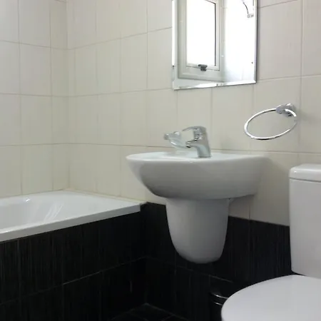 Bowker Apartamento Protaras