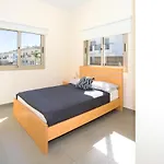 Bowker Protaras