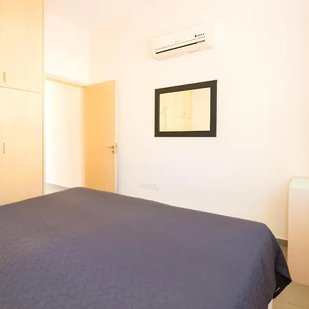 Apartment Bowker